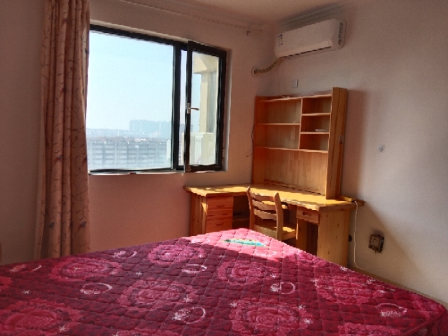 精裝修3室2廳2衛(wèi)129m21700元/月，隨時(shí)看房