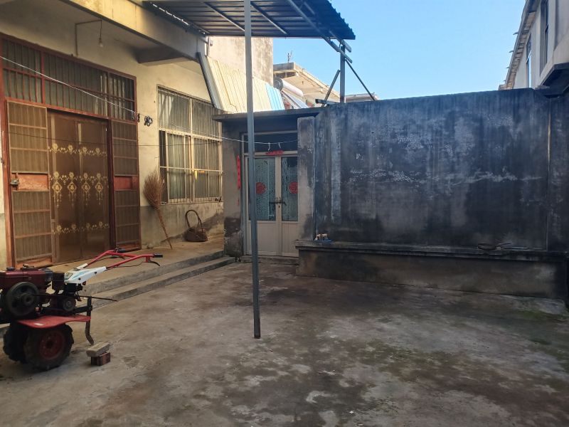 普通裝修獨(dú)院出租