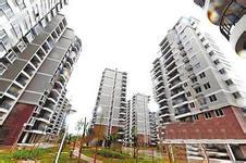 一廳一室一廚一衛(wèi)，還有三十平方米大涼臺