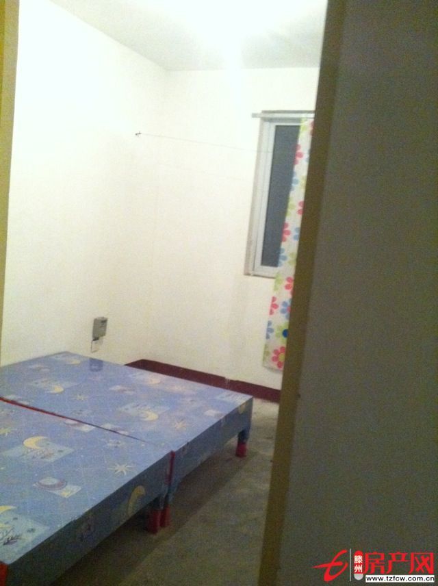 大同路火車站南問天三期西區(qū)小單間