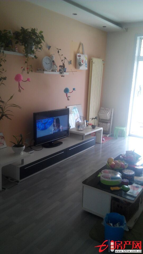 鳳凰苑多層四樓精裝帶車(chē)庫(kù)