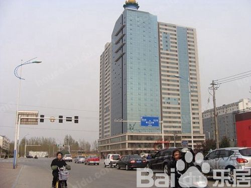 匯龍大廈二十二層三室一廳一衛(wèi)便宜出租