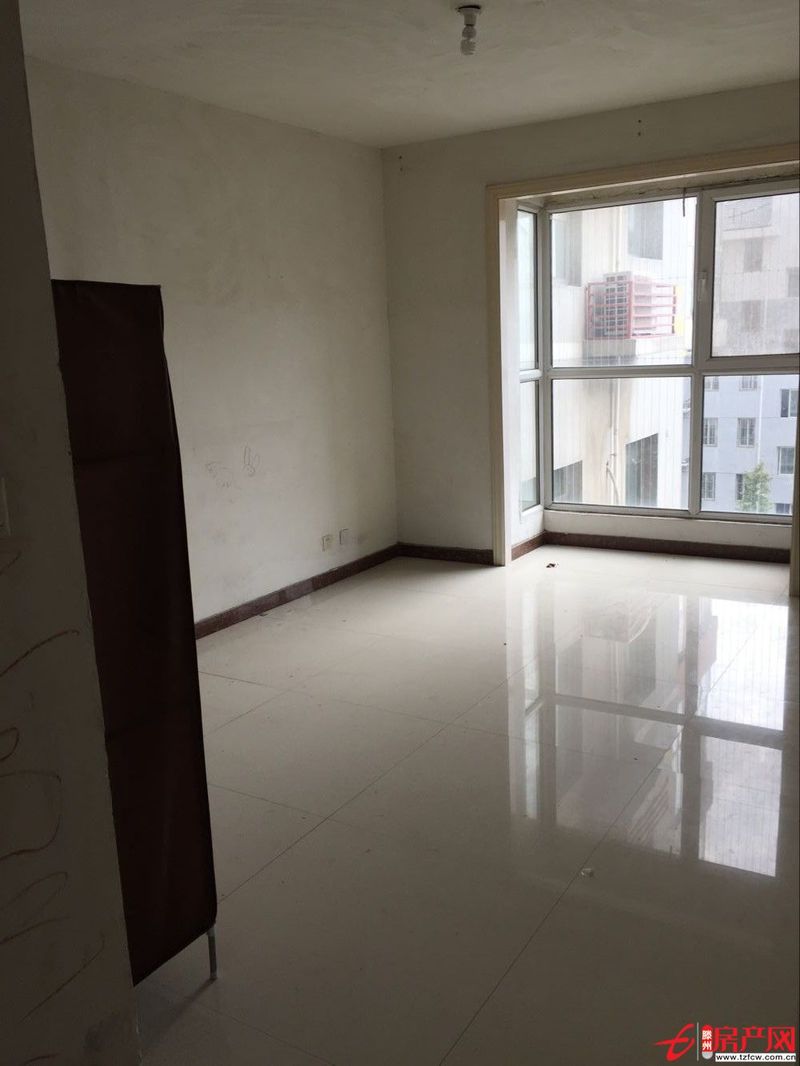 麗都水岸學(xué)區(qū)房低價出售