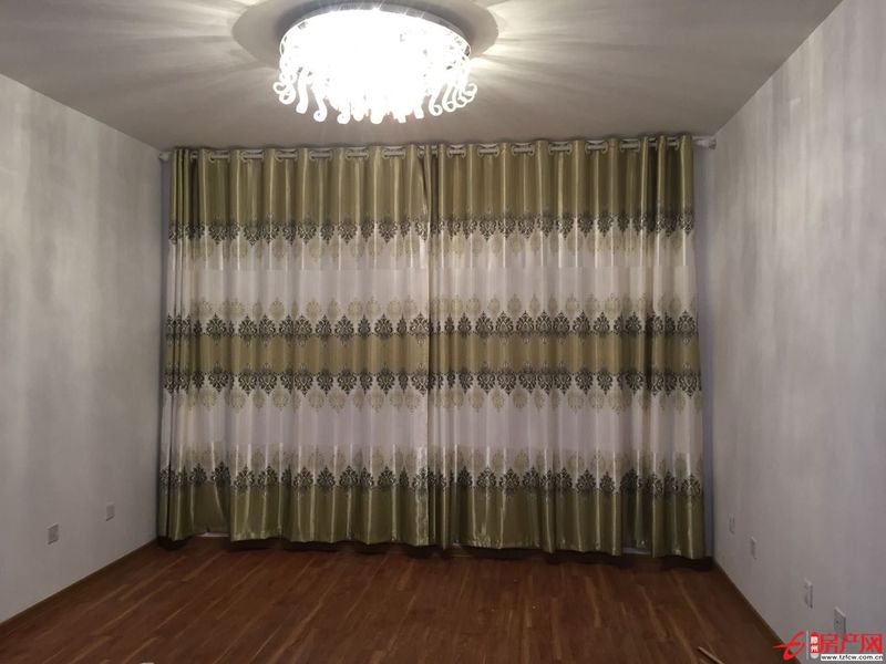 人和天地三室兩廳一衛(wèi)出租