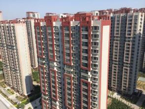 問(wèn)天一期，好樓層，精裝修，可改三室，帶車(chē)位，證滿(mǎn)五年，可貸款