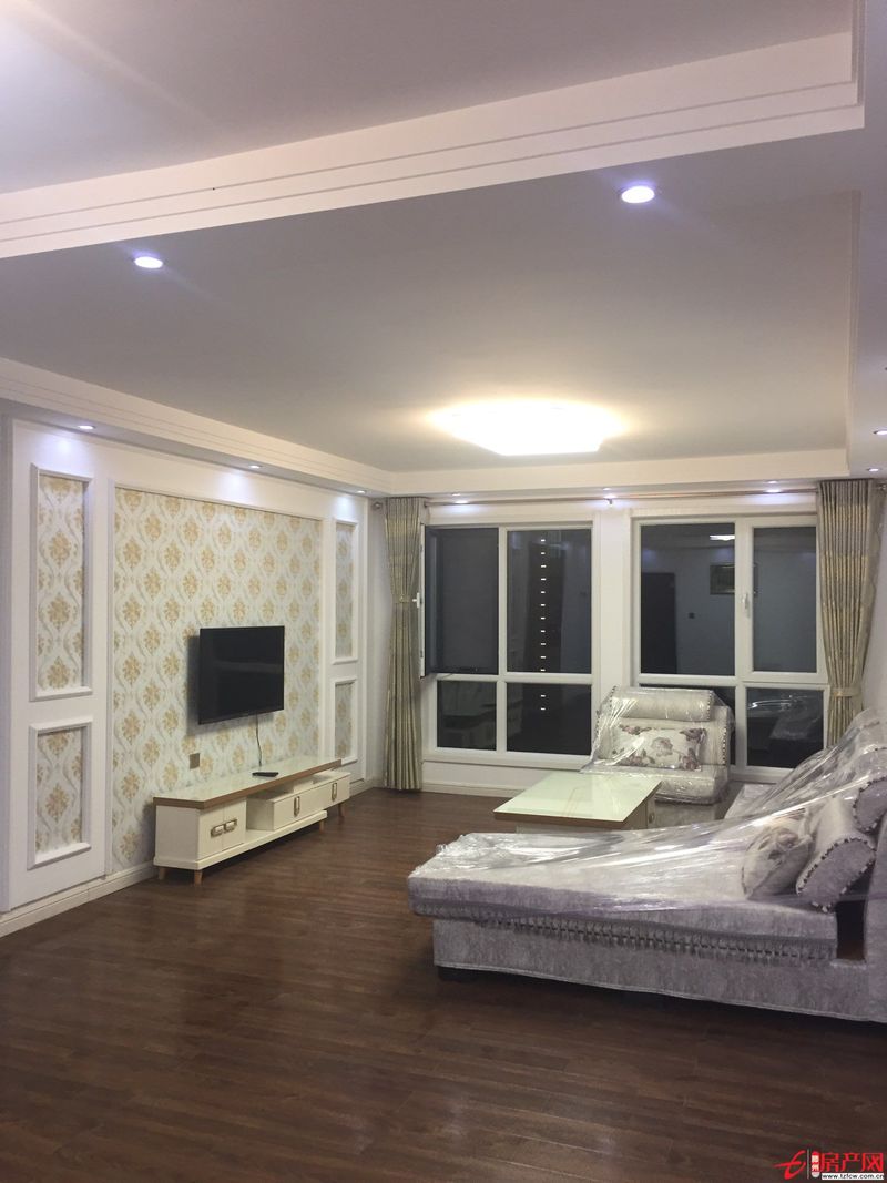 新房首次出租，精裝修，家具家電齊全，隨時看房，拎包即住?。?！