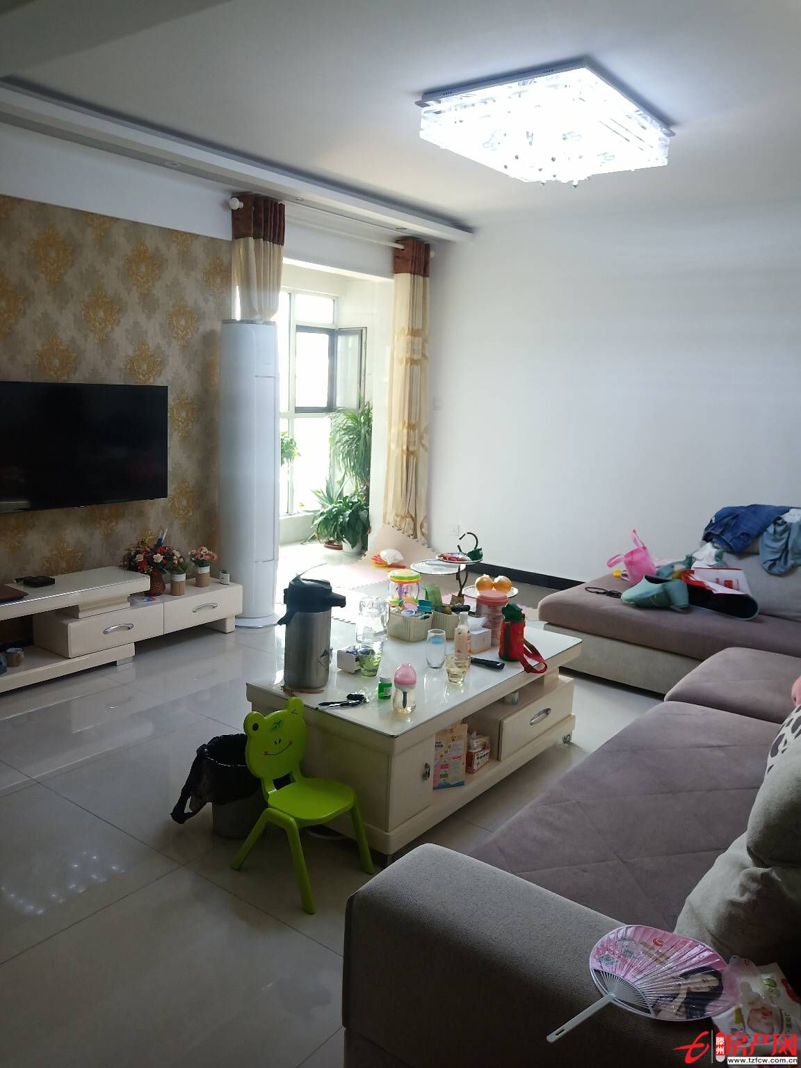 海上明月精裝修三室兩廳一衛(wèi)，122平125萬(wàn)，送部分家具家電