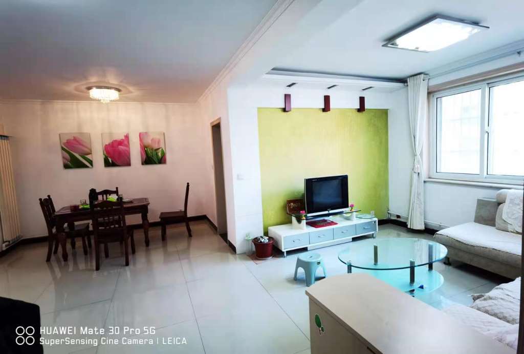 匯龍安東花園中層3室2廳126平方115萬(wàn)