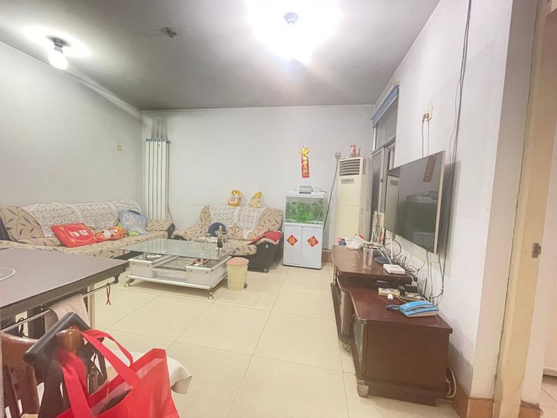 急!急!急！北安居小區(qū)三期好樓層~84平拎包即住隨時(shí)看送大儲(chǔ)