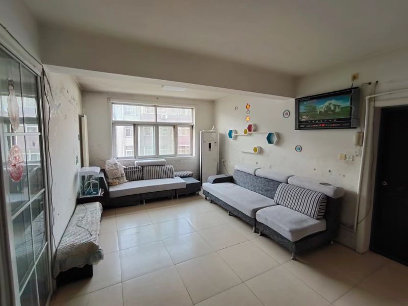 安東花園精裝修家具家電齊全拎包入住3室2廳1衛(wèi)110m21500元/月