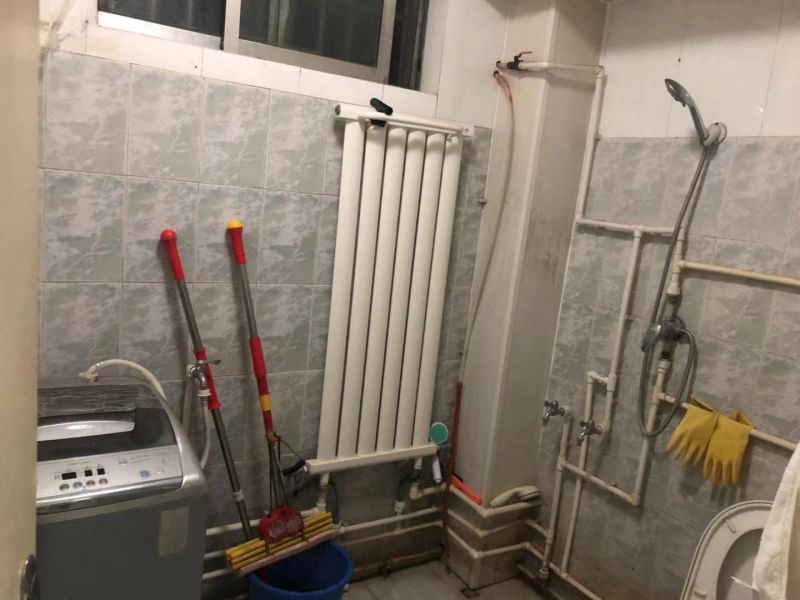 奎文小區(qū)，生活方便，上學(xué)、購物、醫(yī)療條件便利。