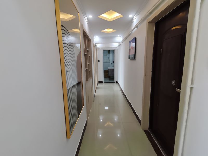 德鄰地產房源推薦！御冠麗景2室2廳1衛(wèi)79萬元91m2精裝修。