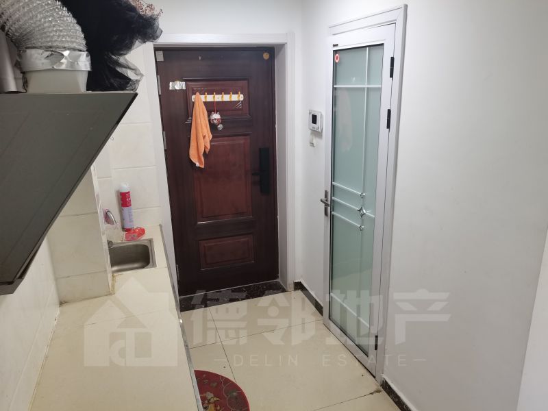 人和藍(lán)灣  1室0廳1衛(wèi)28m21100元/月