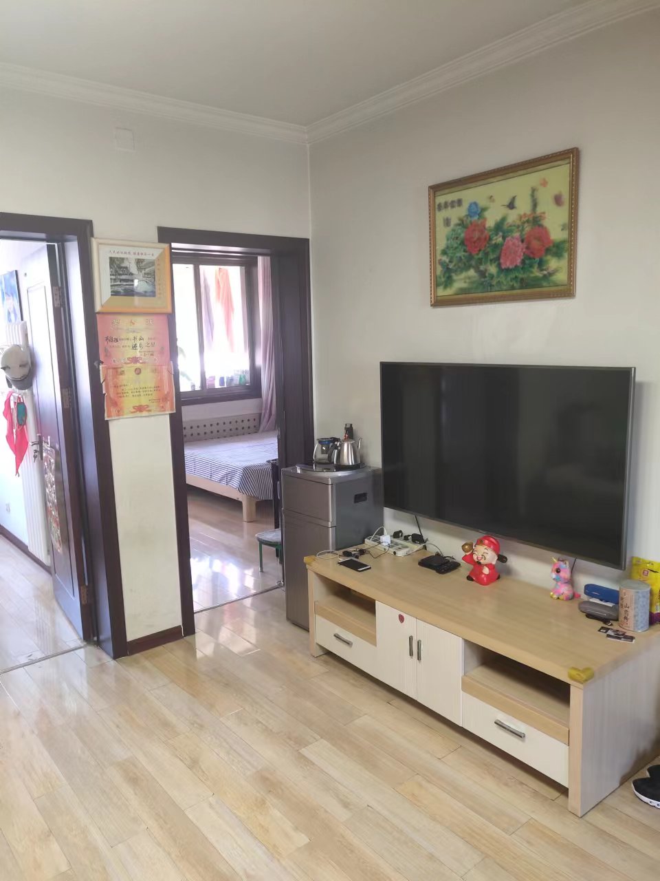 普通裝修3室1廳1衛(wèi)87m21200元/月