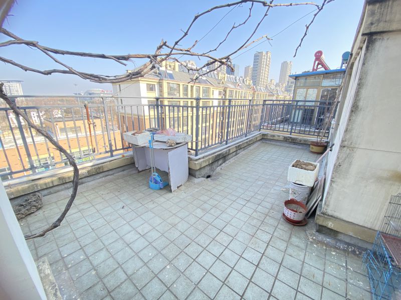 單價九千的城北品質(zhì)社區(qū)好房 多層帶露臺 中介勿擾